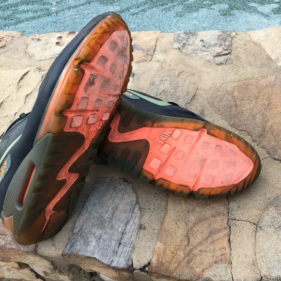 NIKE Air Max size 11.5 - Picture 4 of 7